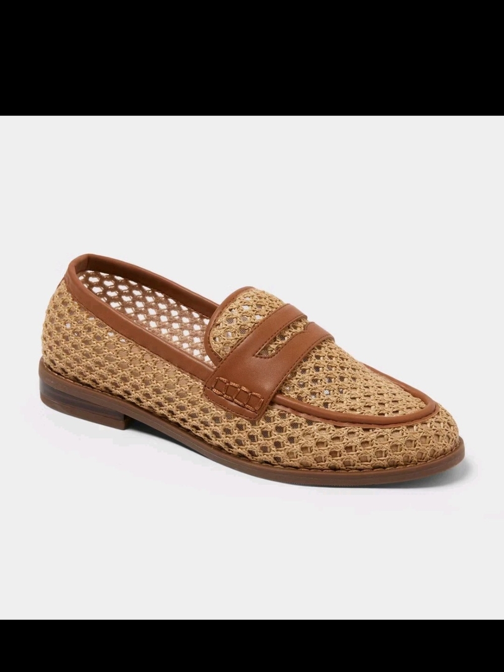 NWT Universal Thread Woven Penny Loafer in Brown. Size 8